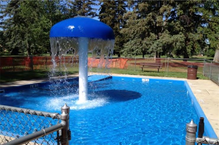 Wading pool water feature